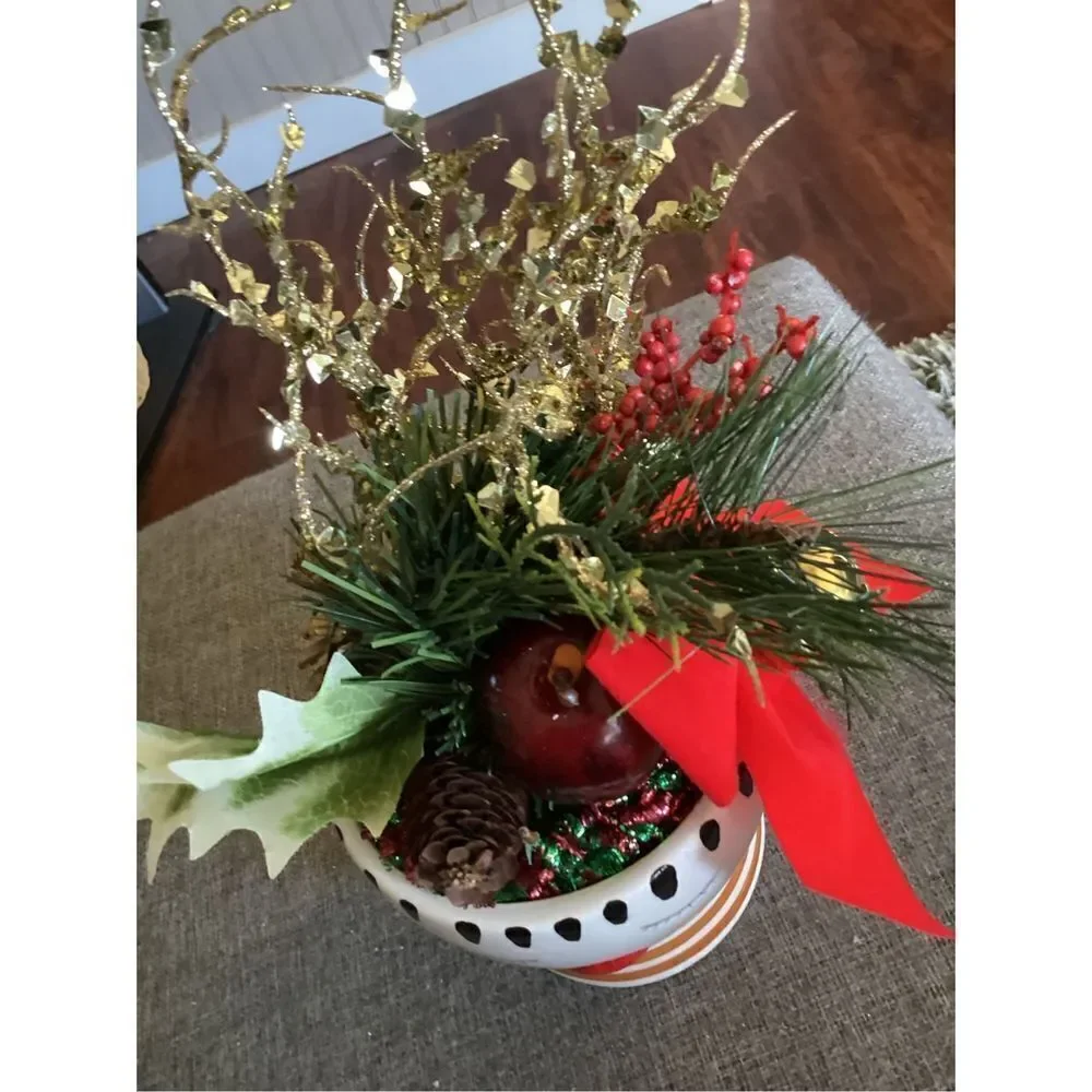 Christmas Holiday Centerpiece